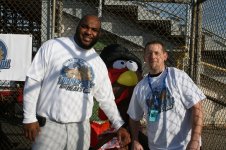 Walter Jones' Turkey Bowl 2011 011.jpg