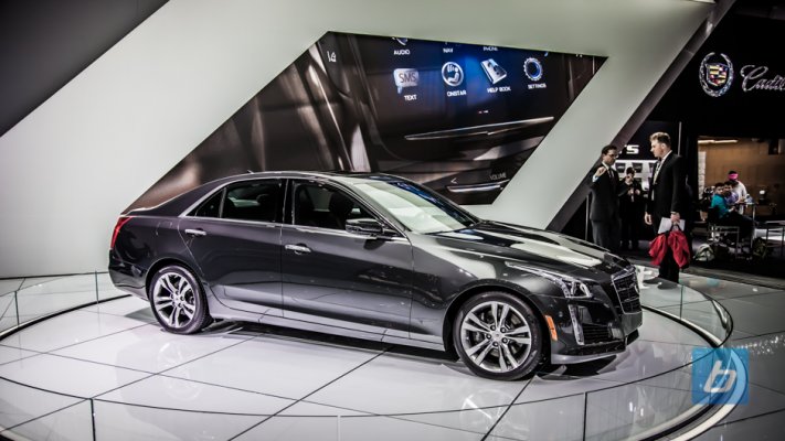 2014 cadillac cts v ny autoshow 3