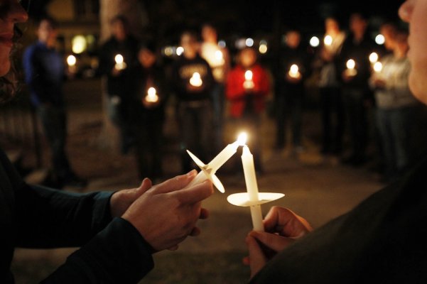1022111 Candlelight Vigil 1 AC