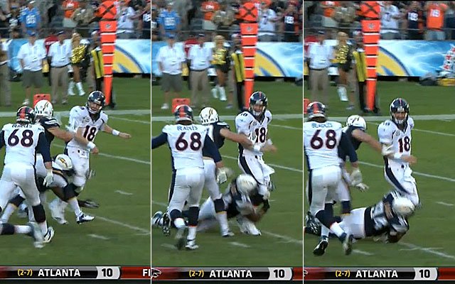 Peyton manning liuget tackle1