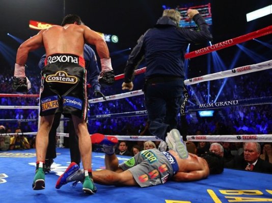 1209 Manny Pacquiao Knocked Out 2