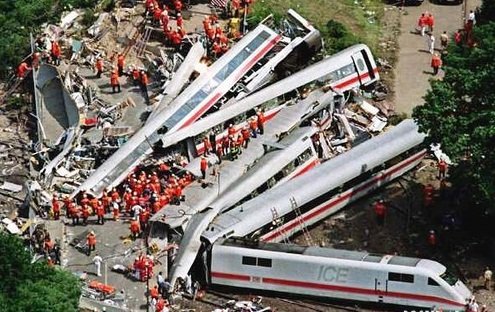 Train wrecks accidents