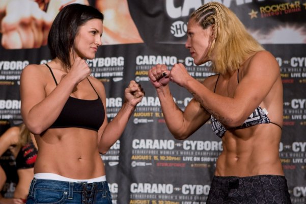 Gina carano vs cris cyborg