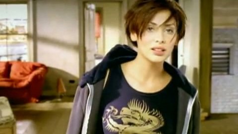 Natalie imbruglia torn 49dch 1sl5b0