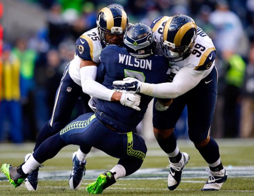 Russell wilson hit rams