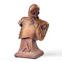 R Trek Captain Picard Facepalm Bronze Bust 200x200