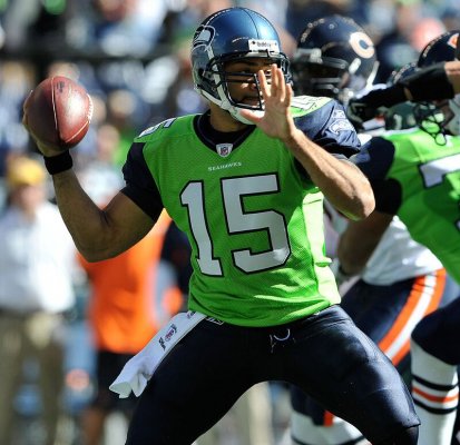 Ges2FSeattle Seahawks uniform 2009 Seneca Wallace