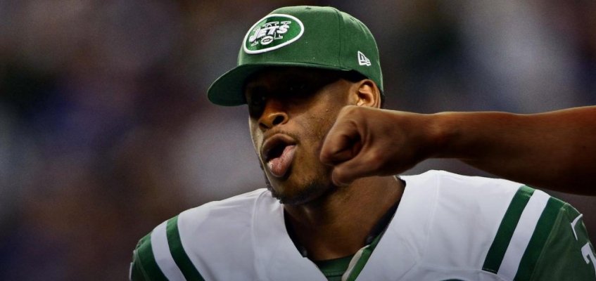 geno-smith-broken-jaw-new-york-jets-2015-1045743281.jpg