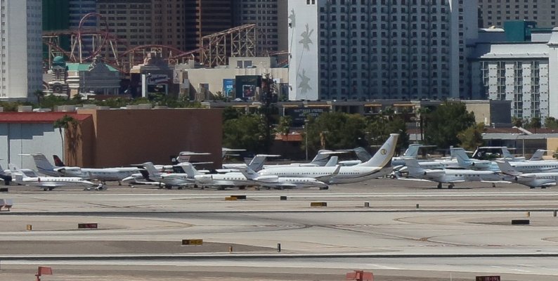Private jets double parked mccarran 75522697