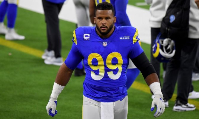 Aaron Donald 1000x600