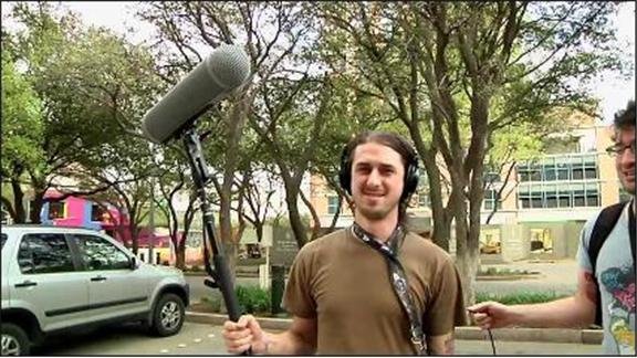 Boom Hold While Recording Live Sound380 396 lg16x9