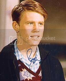 Unbranded ron howard autograph